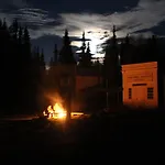 Gold Village