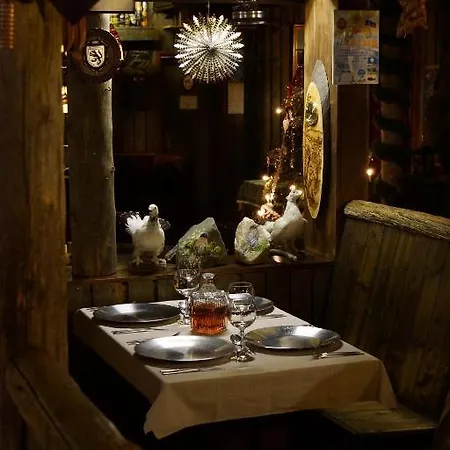 ゴールド ヴィレッジ 3*