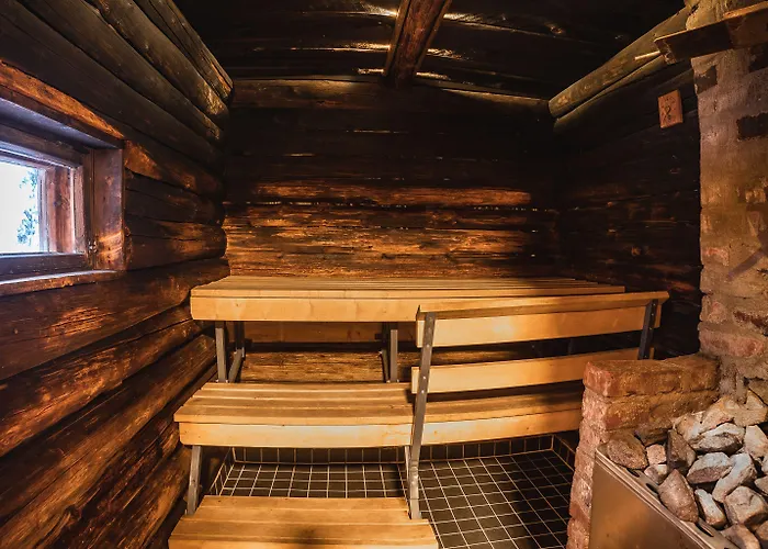 منتجع Gold Village 3*