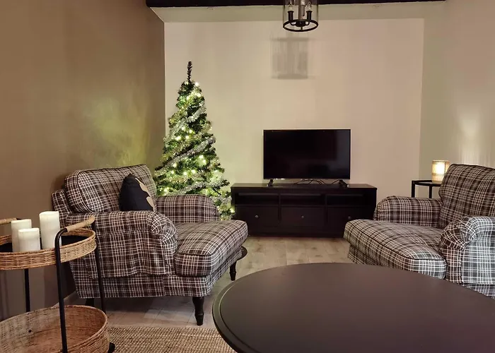 منتجع Gold Village