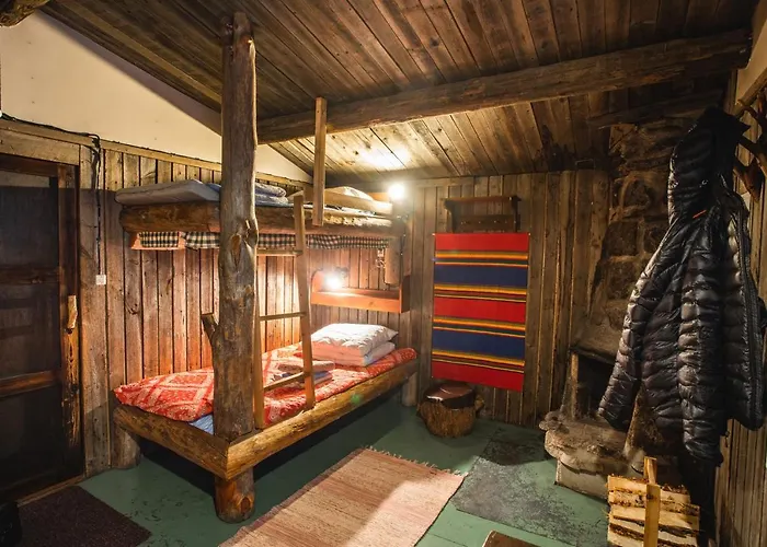 منتجع Gold Village